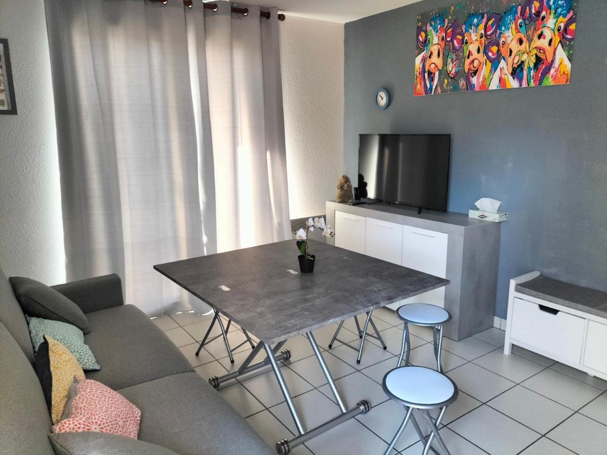 T2 Avec Piscine-le Family 67 Apartment Pierrefiche (Aveyron)